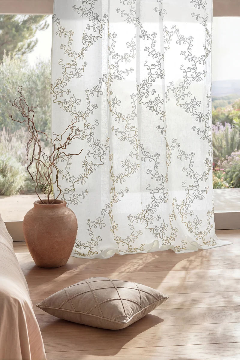 Tenda Giardino Segreto ricamo ramage allover