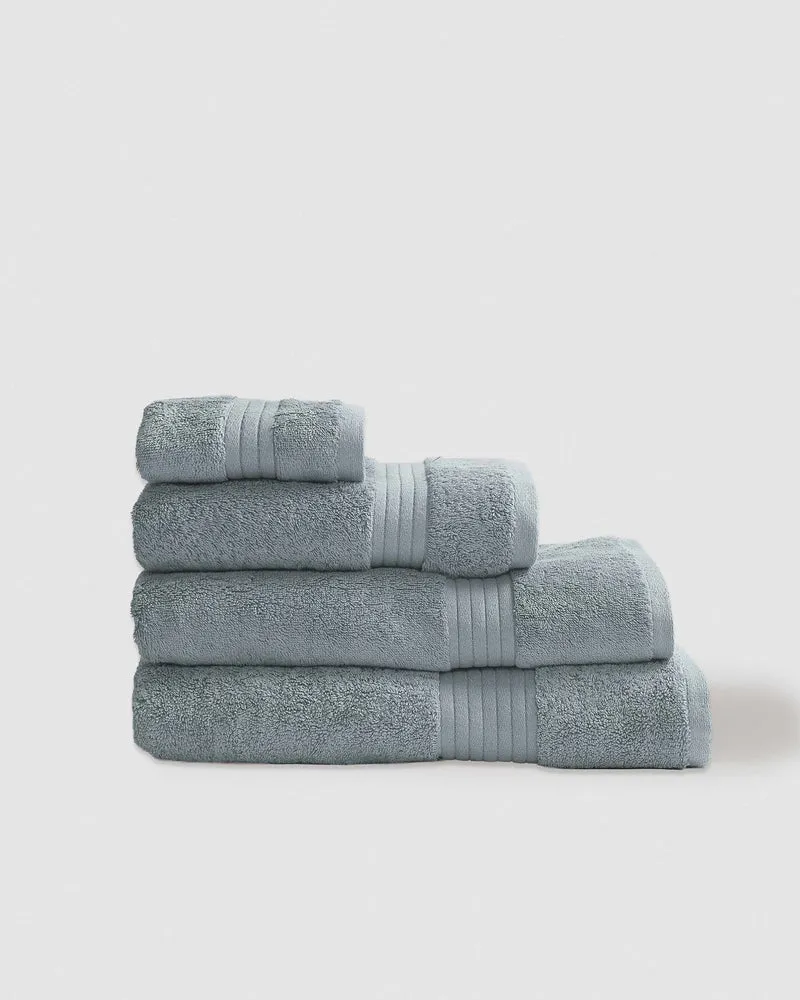 Toalla de baño 700gr/m² cenefa rayas índigo