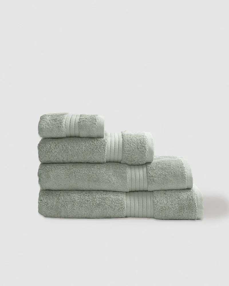 Toalla de baño 700gr/m² cenefa rayas verde keike