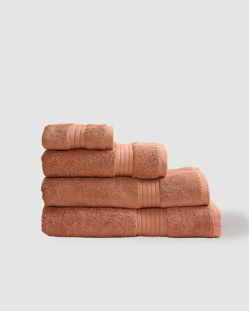 Toalla de baño 700gr/m² cenefa rayas caldera