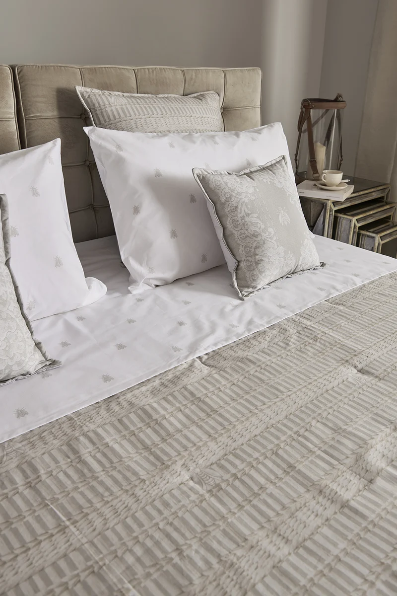Quilt e trapunta Rapsodie stampato canneto e Api