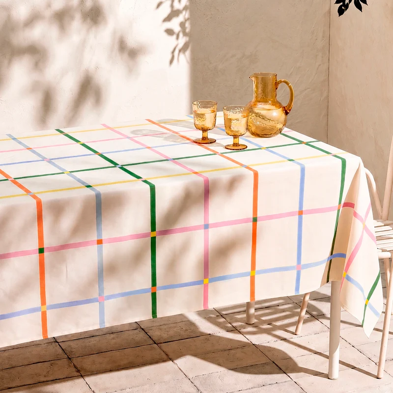 Color lines Mantel