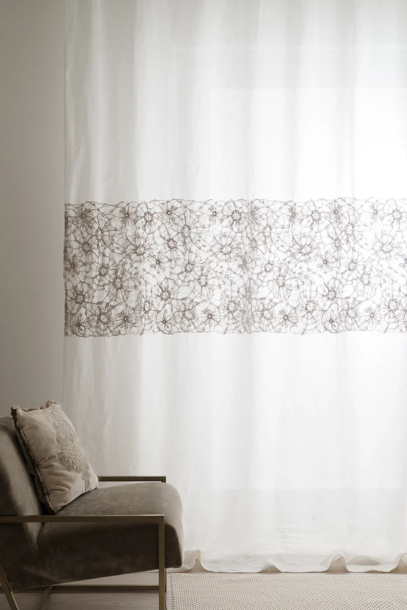 Tenda Romance fascia centrale macramé fiori