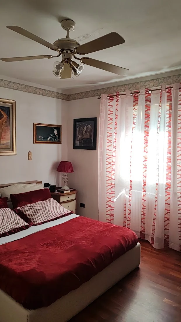 Tenda con strisce in devorè rosso/bordaux alta mt 3.00
